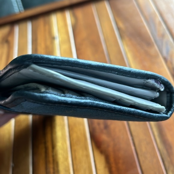 Coach Women’s Wallet. Black(dark gray)​ - Picture 4 of 7